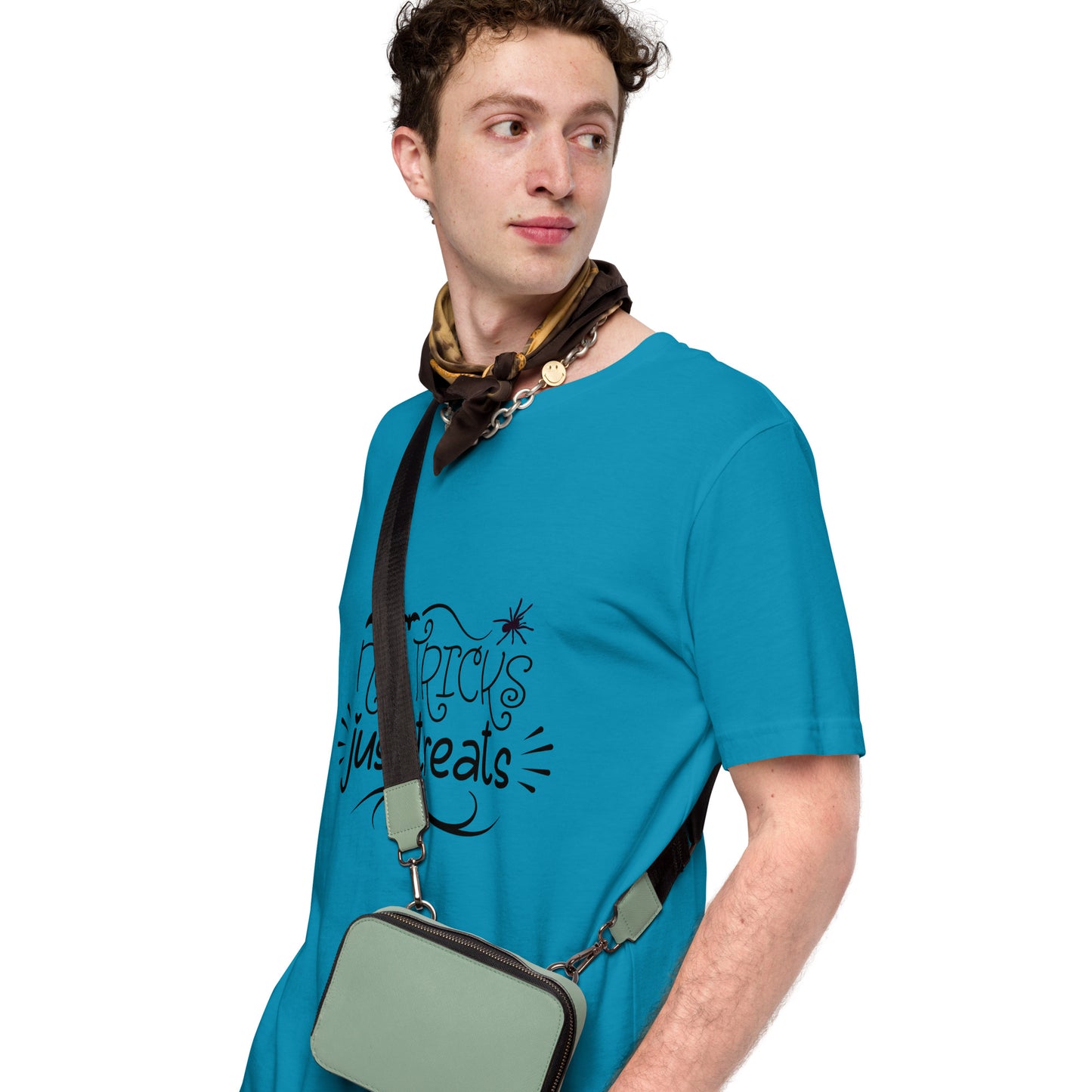 NO TRICKS, JUST TREATS- Unisex t-shirt