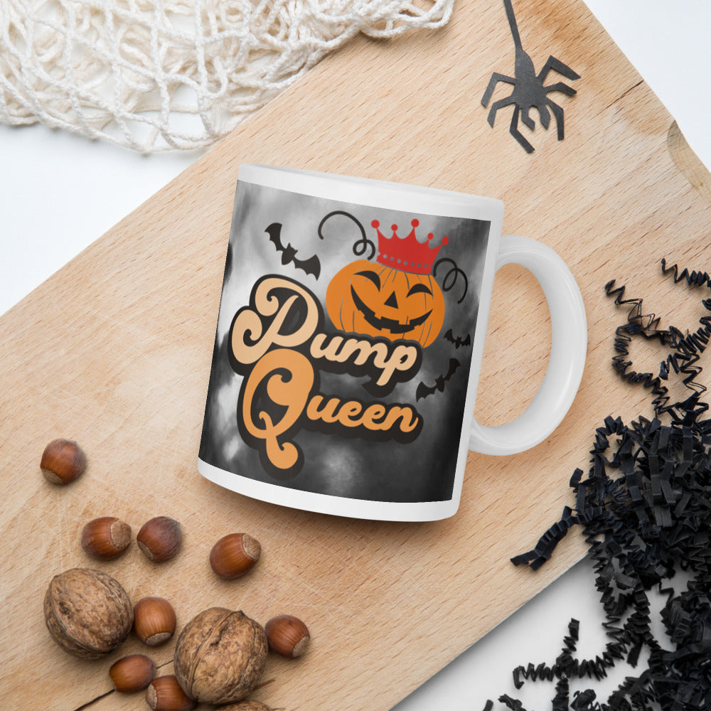 PUMPQUEEN- White glossy mug
